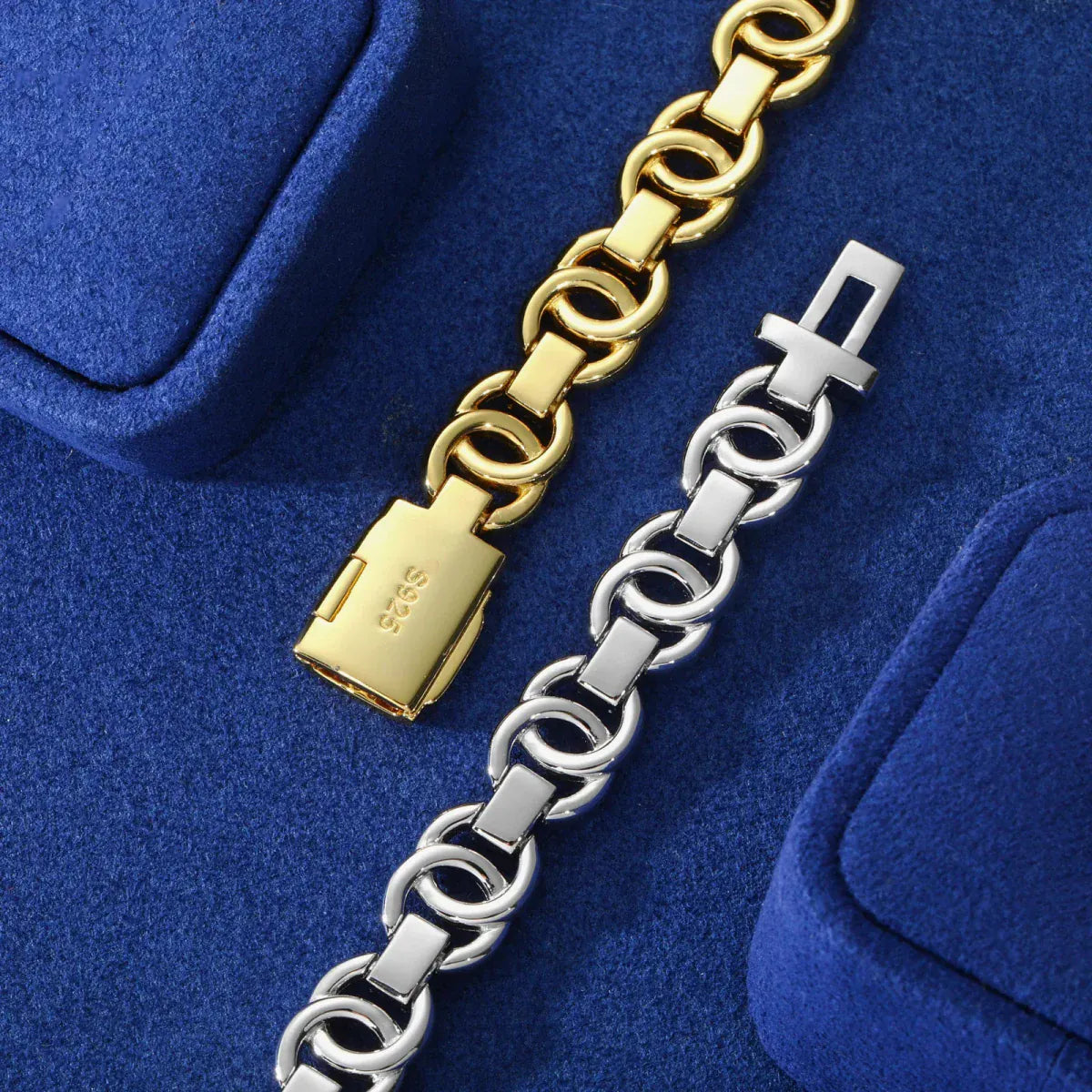 Interlock Moissanite Bracelet – “Eternal Loop” Edition - The Gold Supply