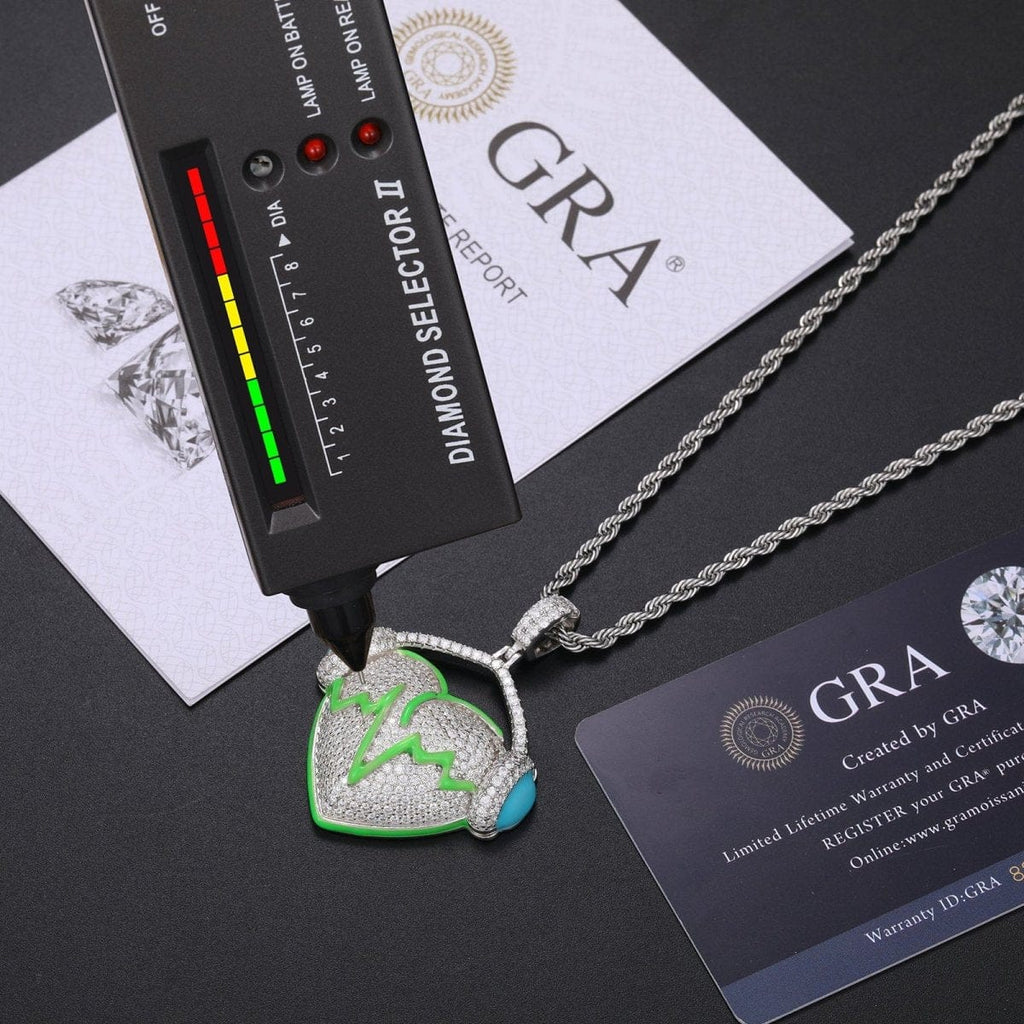 Moissanite Glow Heart Pendant – “Heartbeat Harmony” Edition - The Gold Supply